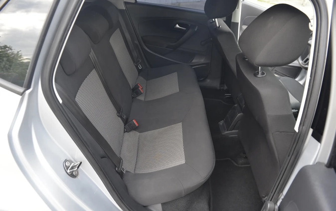 Volkswagen Polo cena 19700 przebieg: 199000, rok produkcji 2011 z Nysa małe 121